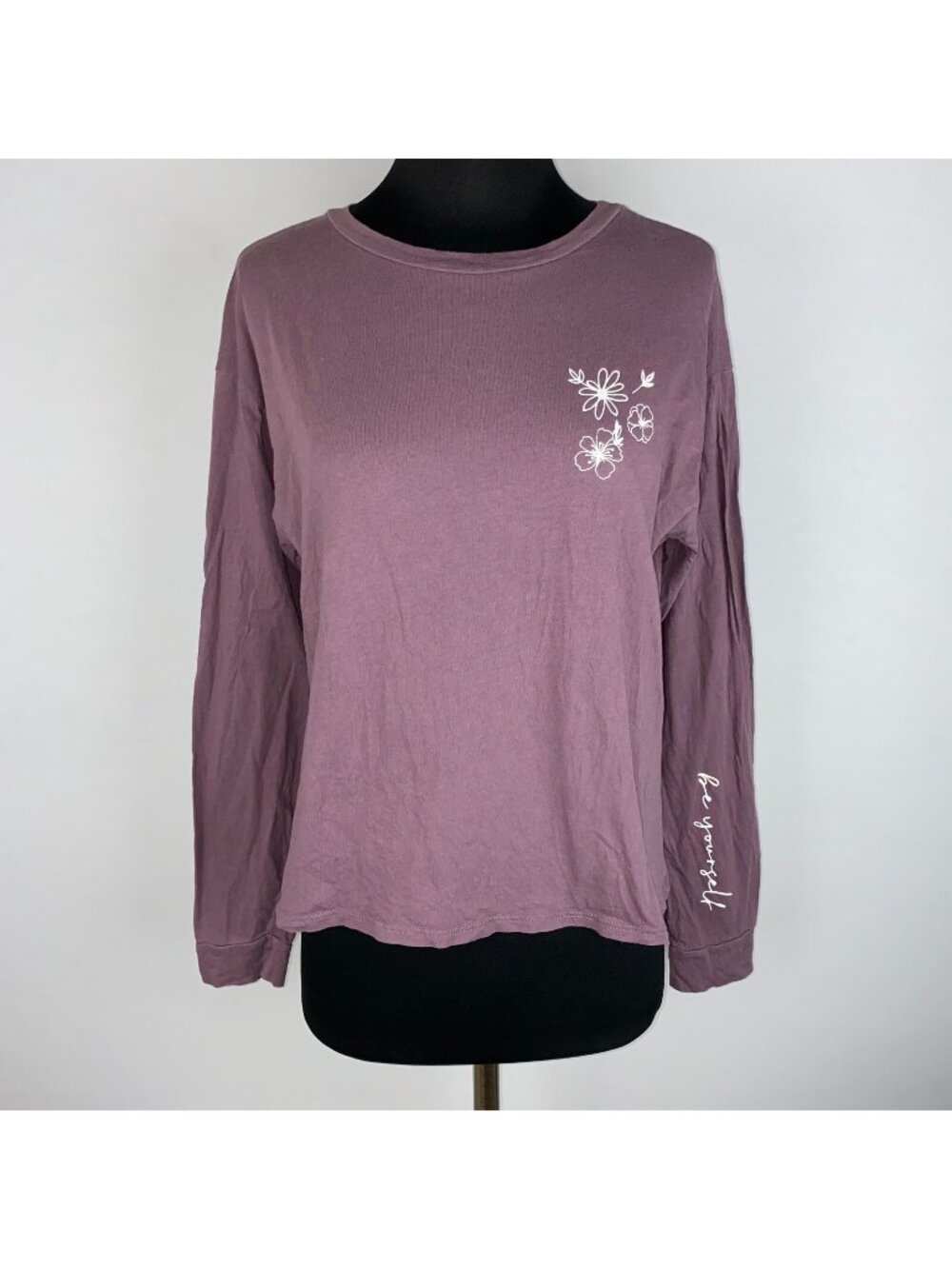 Dirtee Laundry M Be Yourself What You Think Become Graphic Long Sleeve T-Shirt